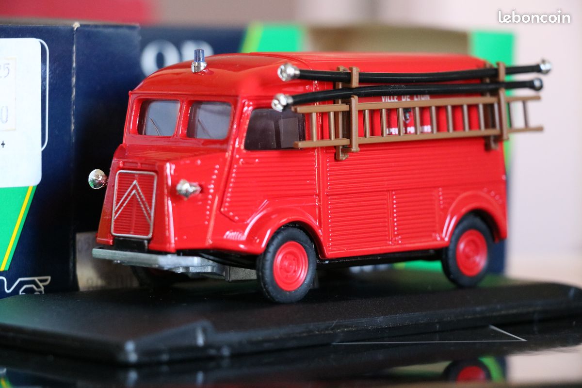 LG1800 DUBRAY 21 1/43 1:43 Voiture Citroen II B 1938 Sapeurs