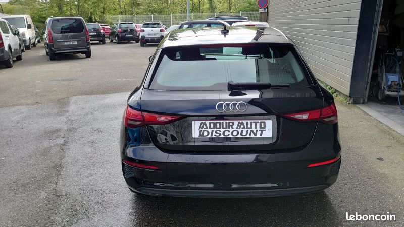 Audi A3 SPORTBACK 30 TFSI 110CH MILD HYBRID BUSINESS LINE S TRONIC 7 (image 17)