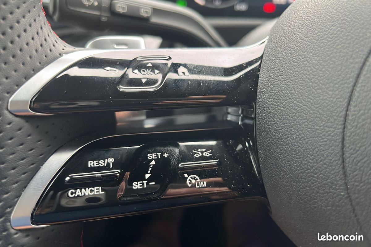 MERCEDES Classe A 200 AMG Line (image 19)