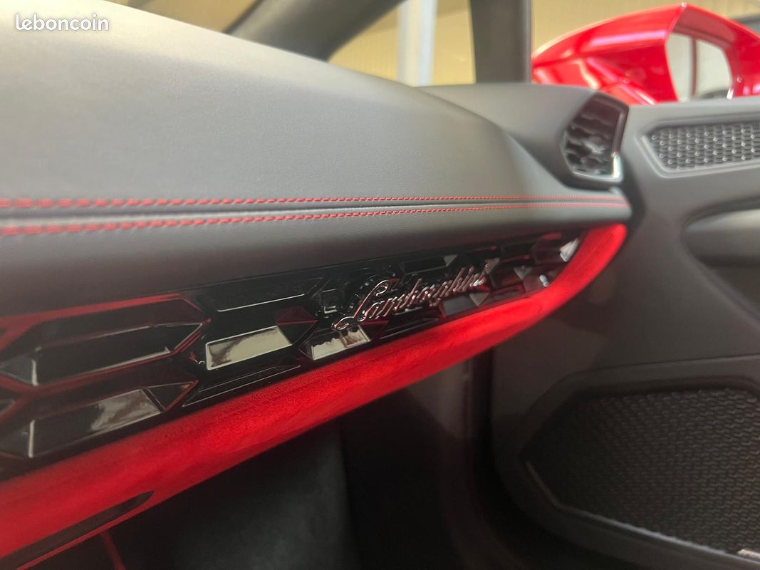 Lamborghini huracan evo lp640-4 v10 5.2l 640 ch (image 13)