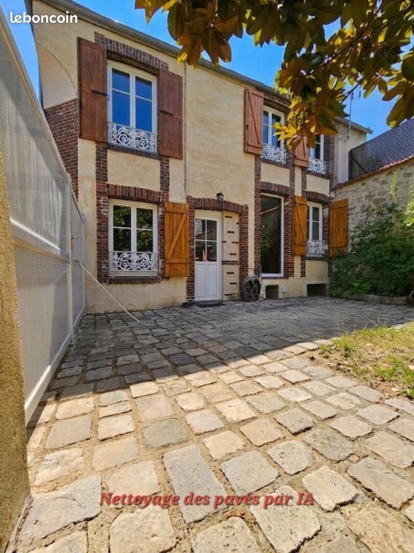 Maison 4 pièces 93 m² · à Épernon · 93 m² · 240 000 €