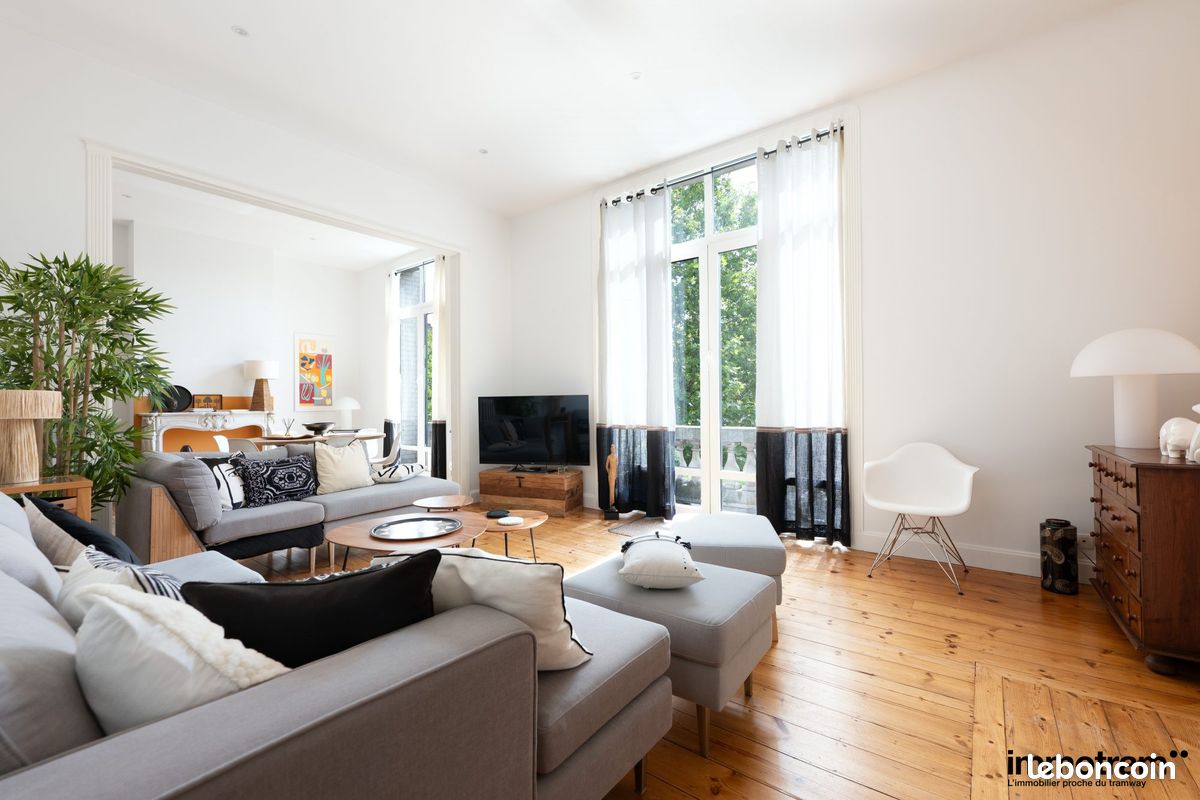 Appartement 4 pièces 163 m² · à La Madeleine · 163 m² · 645 000 €