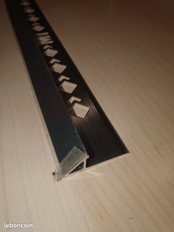 2 Profilés de finition triangulaire 10mm lg : 250cm (image 3)