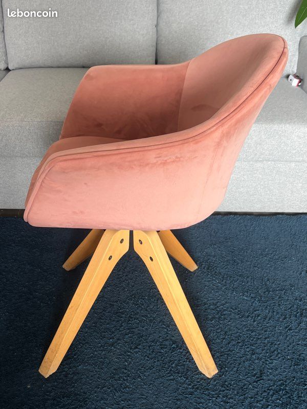 Fauteuil de bureau rotatif (modèle Quilda) (image 2)