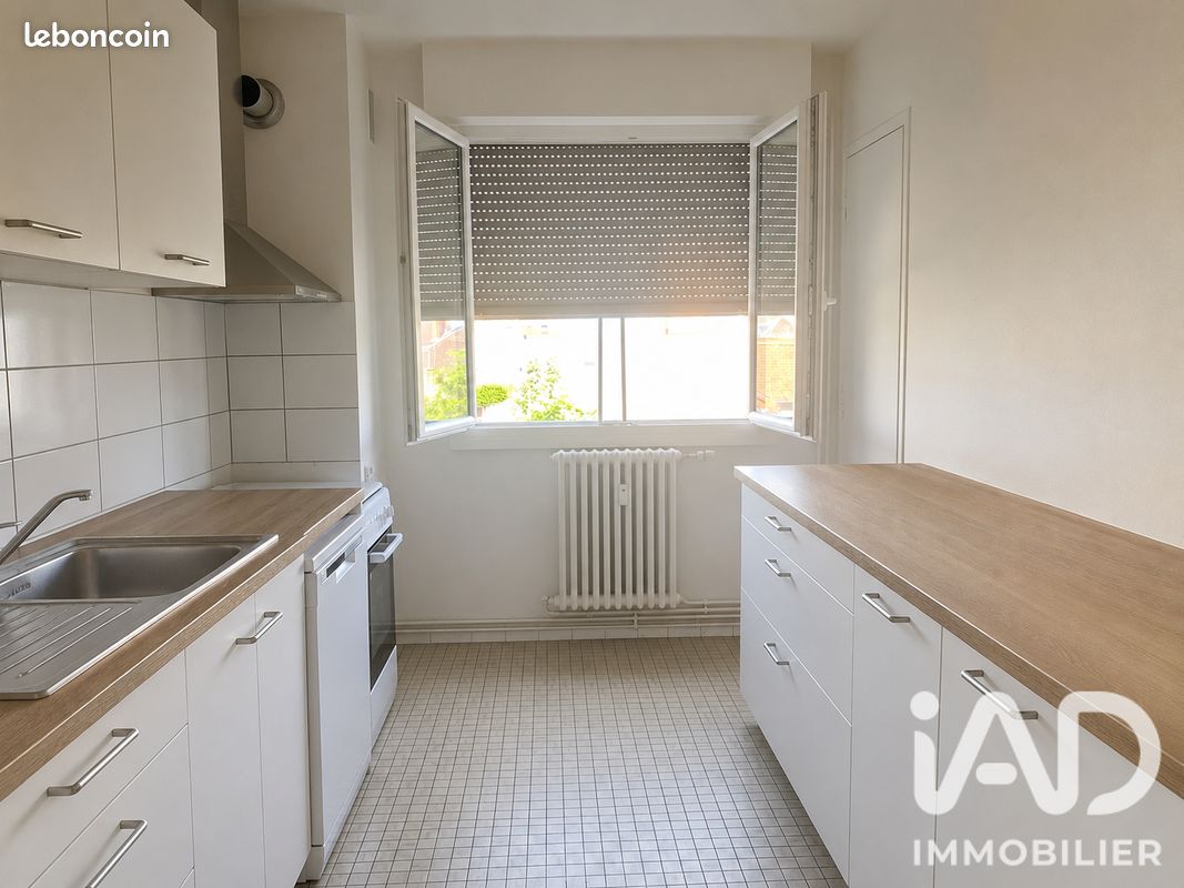 Appartement 4 pièces 101 m² · à Châlons-en-Champagne · 101 m² · 135 000 €