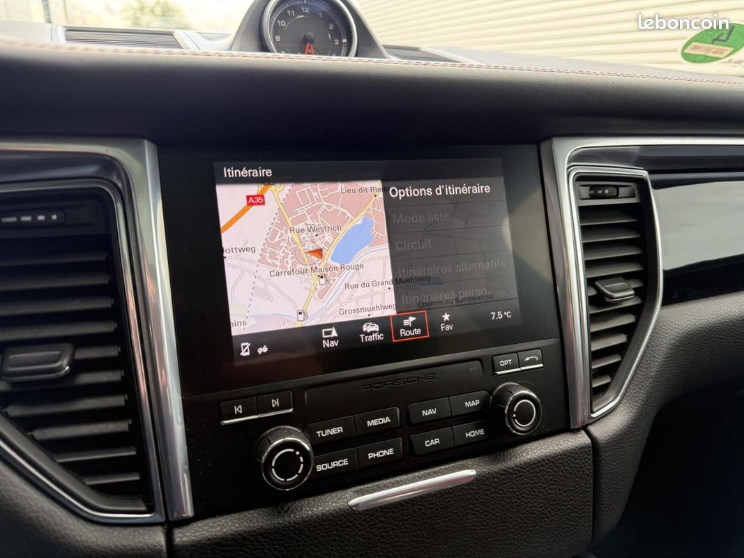 PORSCHE MACAN S 3.0i V6 - BVA PDK (image 22)
