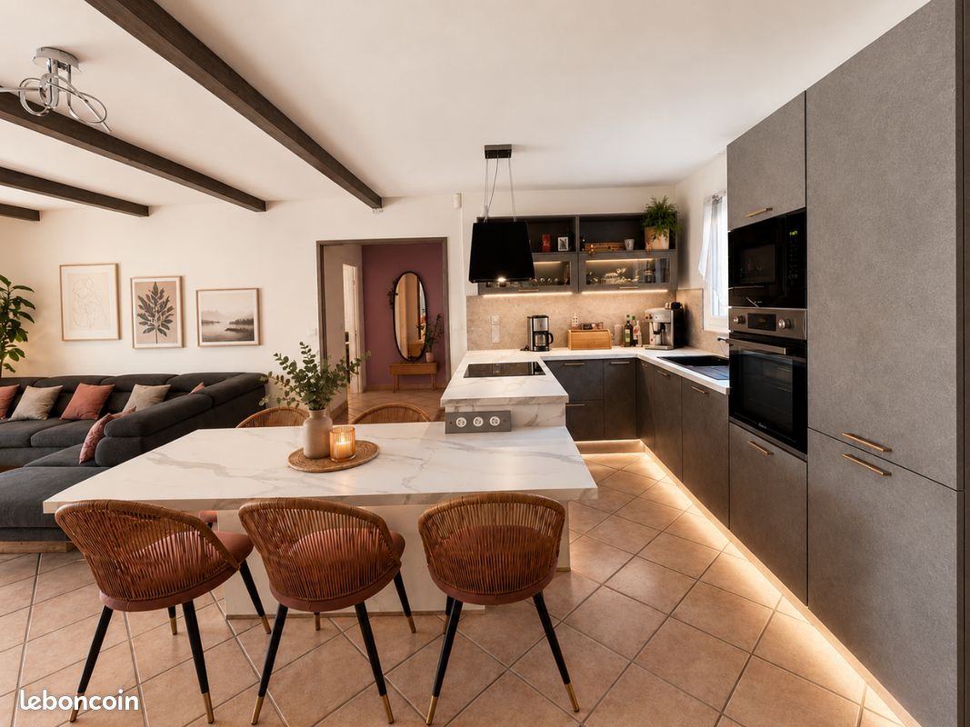 Maison 6 pièces 122 m² · à Miramas · 122 m² · 370 000 €
