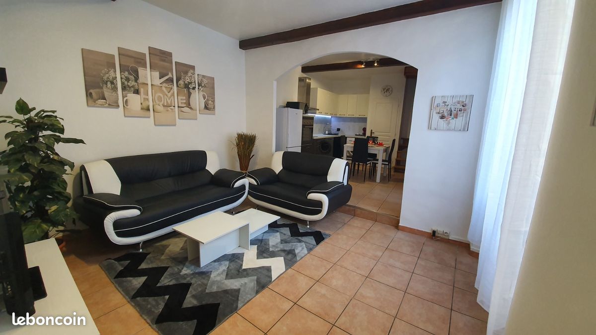 APPARTEMENT Centre historique d'Orange (image 2)
