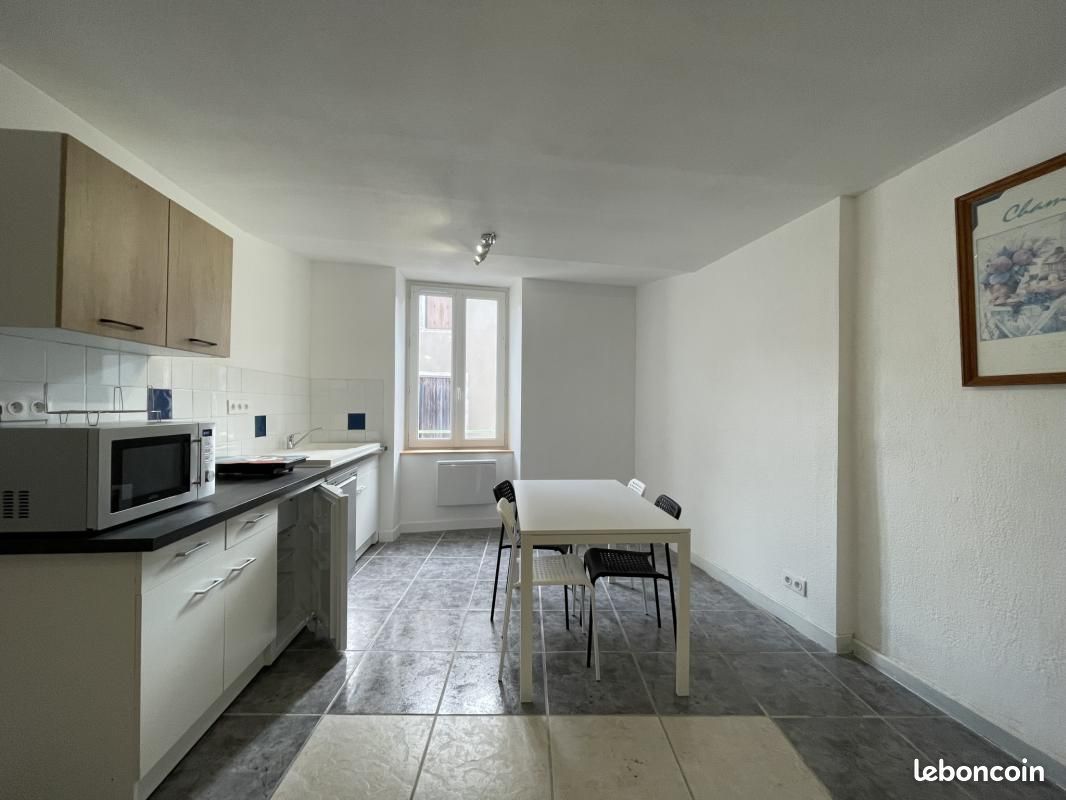 Appartement 2 pièces 40 m² · à Vals-les-Bains · 40 m² · 480 €