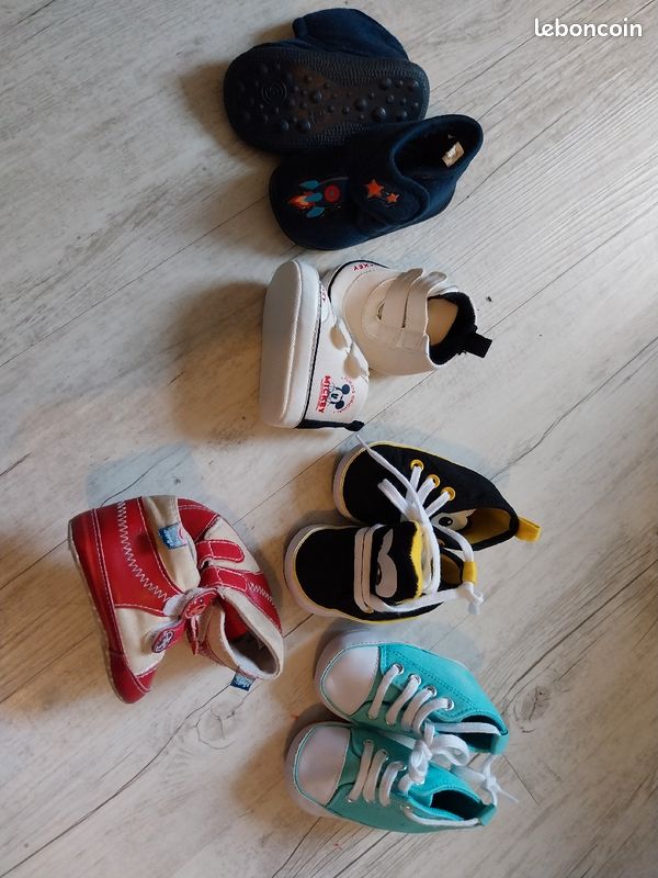 Chaussure et chausson bébé (image 1)