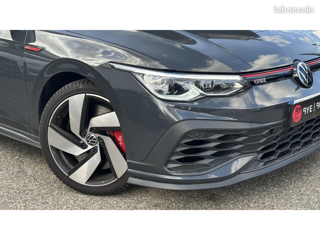 VOLKSWAGEN GOLF 2.0 TSI - 300 - BV DSG 7 VIII BERLINE GTI Clubsport PHASE 1 (image 4)
