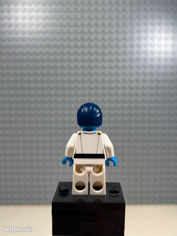 Minifigurine Lego Star Wars du Grand Amiral Thrawn unique, 75170 (image 4)