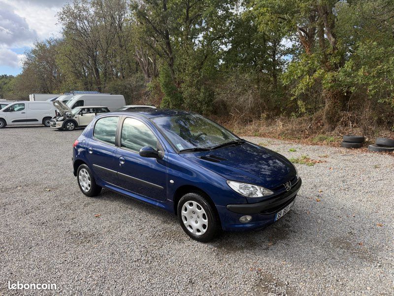Peugeot 206 (image 2)