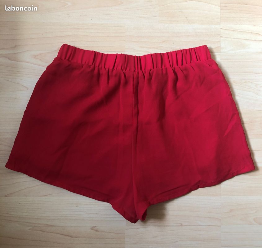 Short fluide rouge à volants femme Taille 36 Neuf (image 3)