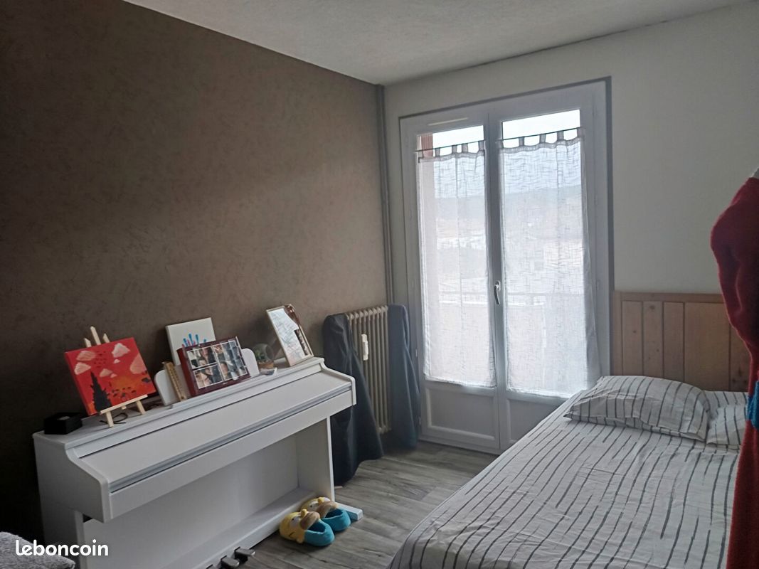 Appartement 4 pièces 73 m² · à Saint-Laurent-en-Grandvaux · 73 m² · 127 200 €