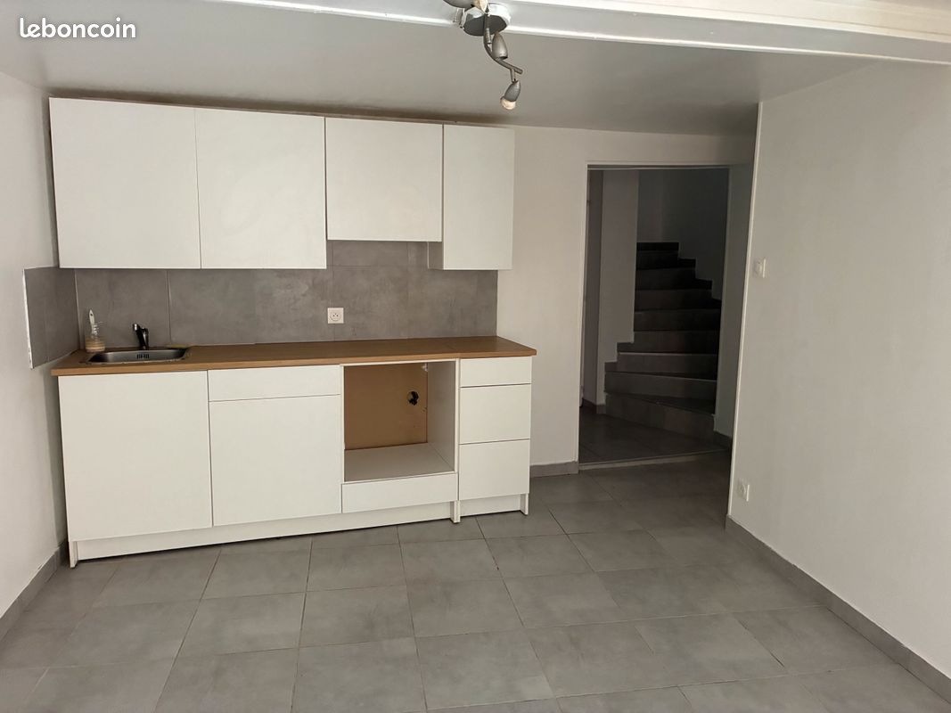 Appartement 2 pièces 46 m² · à Rians · 46 m² · 699 €/mois
