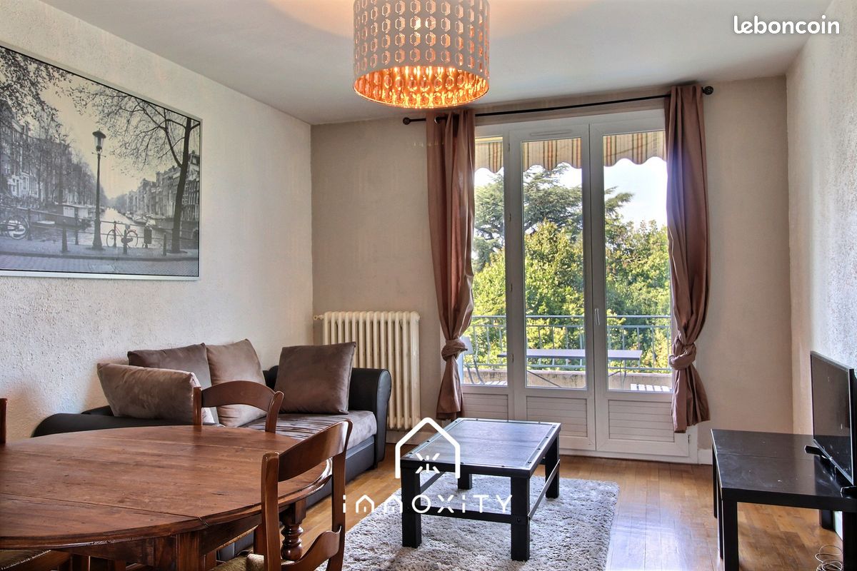 Appartement 3 pièces 60 m² · à Bron · 60 m² · 1 017 €