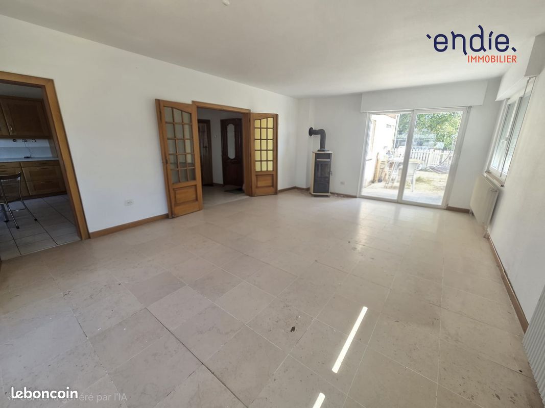 Maison 6 pièces 194 m² · à Heimsbrunn · 194 m² · 1 620 €/mois