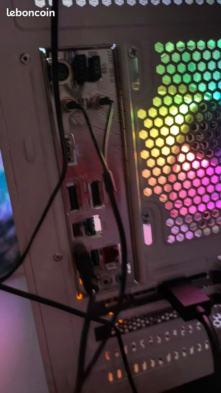 PC Gamer RTX 4060 / i5 - 12400F / 32 Go RAM / SSD 1 To
✅ Intel Core i5-12400F
✅ NVIDIA RTX 4060 8 Go
✅ 32 Go DDR4 3200 MHz
✅ SSD NVMe 1 To Crucial P3 Plus
✅ Wi-Fi 6E intégré
✅ Windows 11 (image 3)