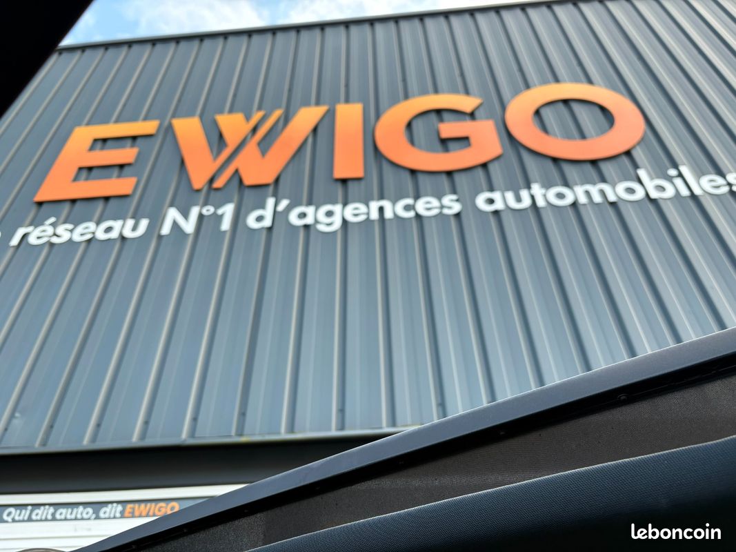 AUDI SQ2 50 TFSI 300CH QUATTRO S TRONIC 7 BVa (image 8)