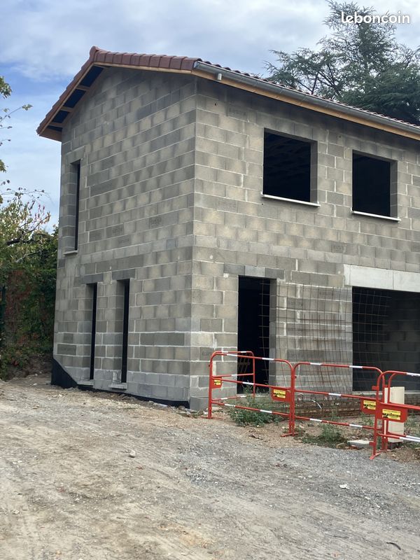 Maison 3 pièces 69 m² · à Grézieu-la-Varenne · 69 m² · 215 000 €