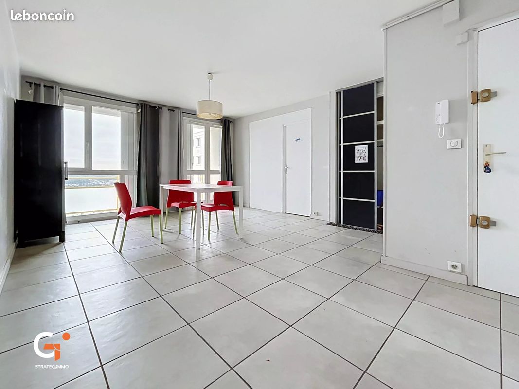 Appartement 5 pièces 71 m² · à Maromme · 71 m² · 107 000 €