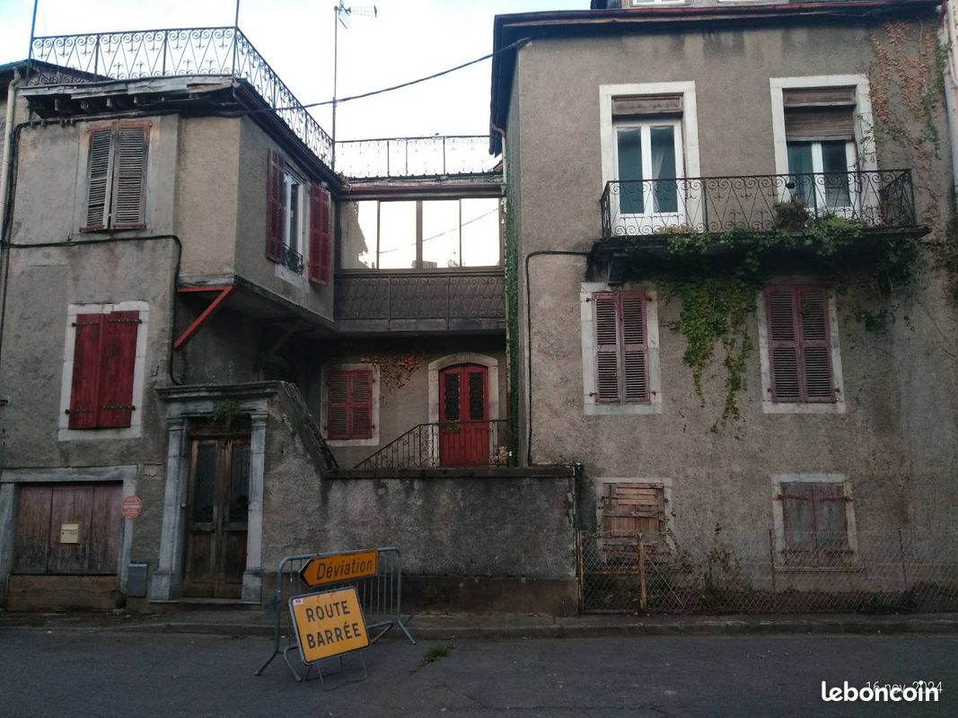 Maison 12 pièces 200 m² · à Bagnères-de-Bigorre · 200 m² · 89 000 €