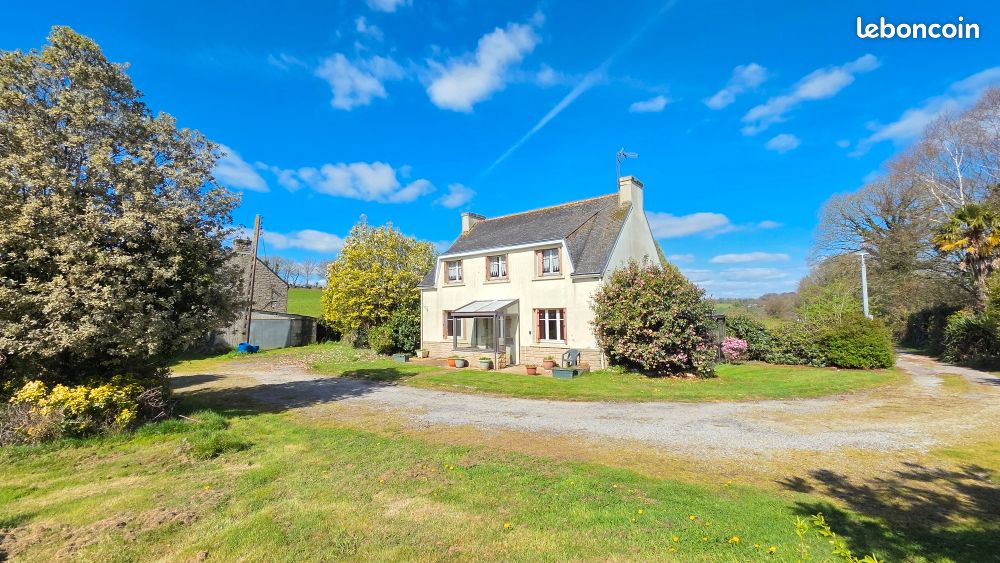 Maison 6 pièces 187 m² · à Edern · 187 m² · 219 350 €