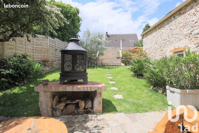 Propriété 8 pièces 198 m²