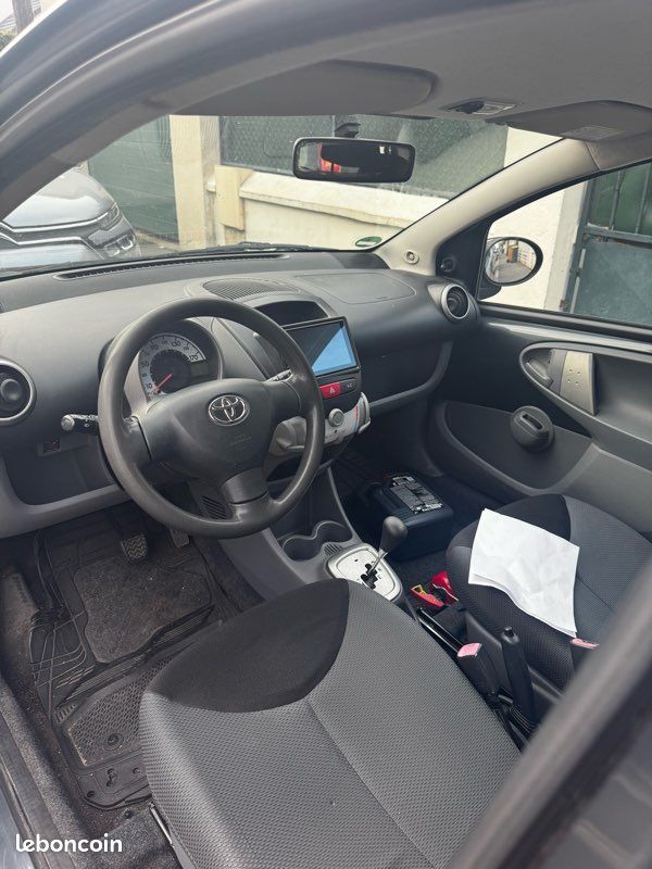 Toyota aygo boite automatique (image 3)
