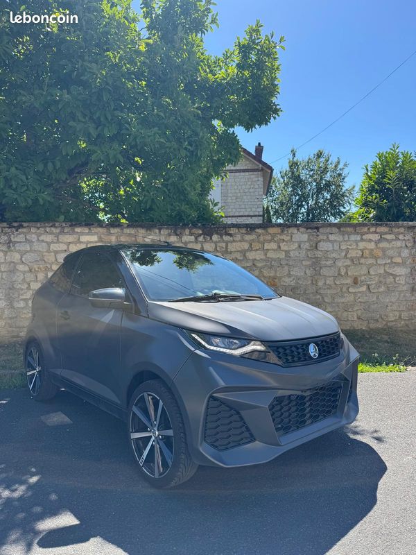 AIXAM - COUPE GTI - 2025 - Très bon état - Garantie Constructeur (image 1)