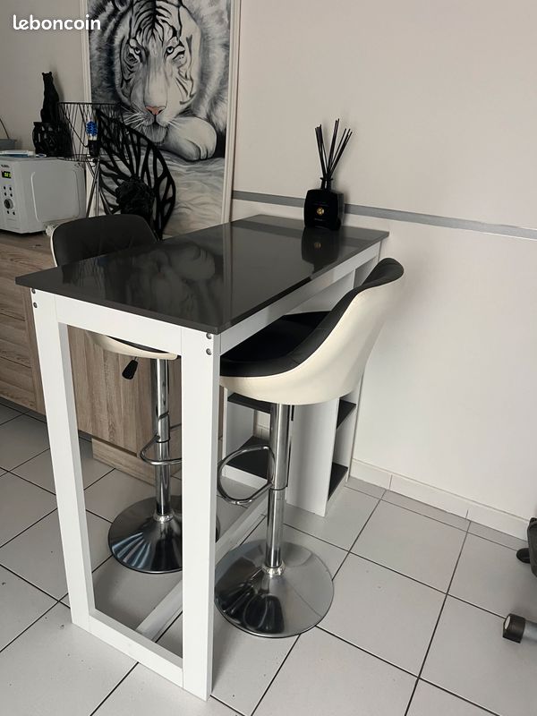 Petit bar ou place plat avec tabouret (image 1)