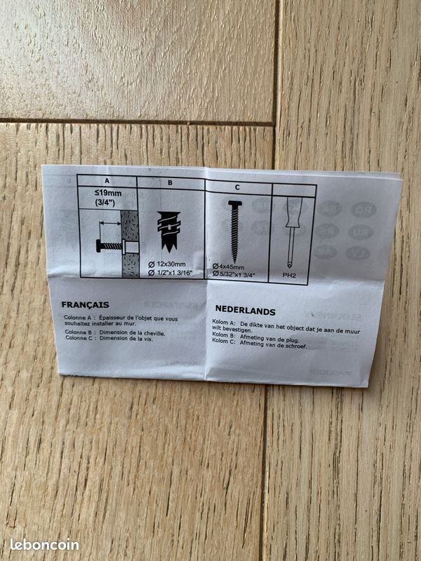 Lot de chevilles métalliques et vis auto-taraudeuses IKEA FIXA (25 de chaque) (image 3)
