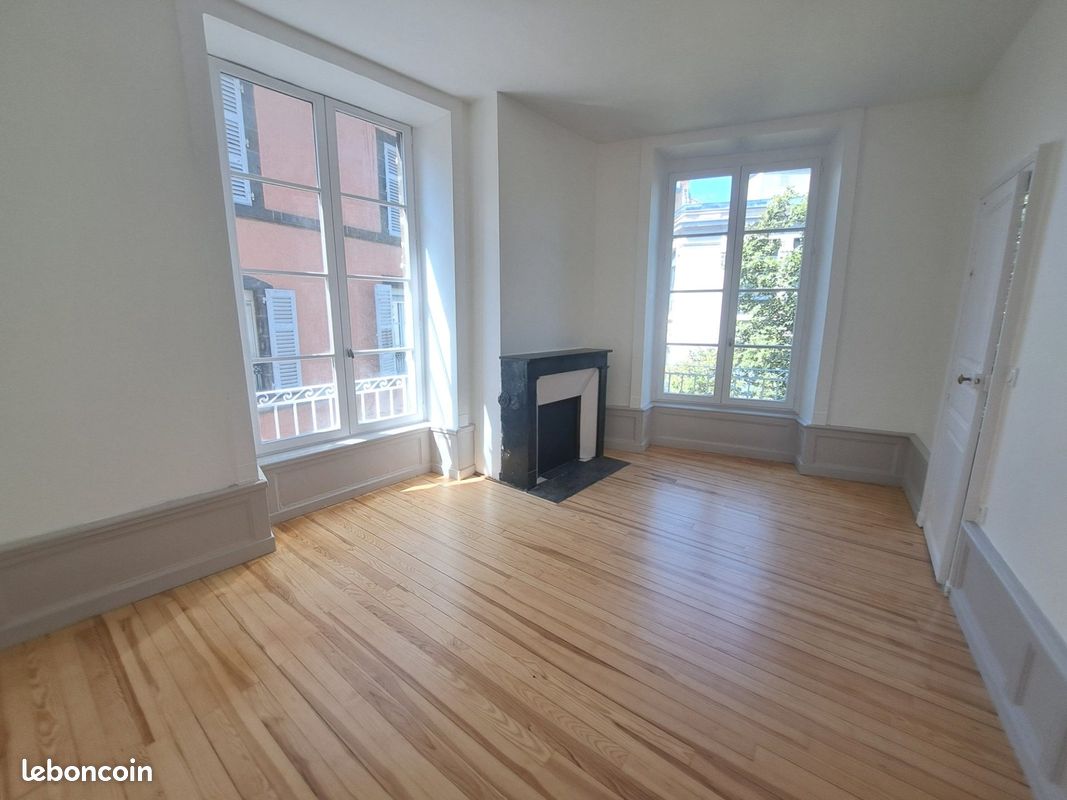 Appartement 2 pièces 52 m² · à Clermont-Ferrand · 52 m² · 815 €/mois