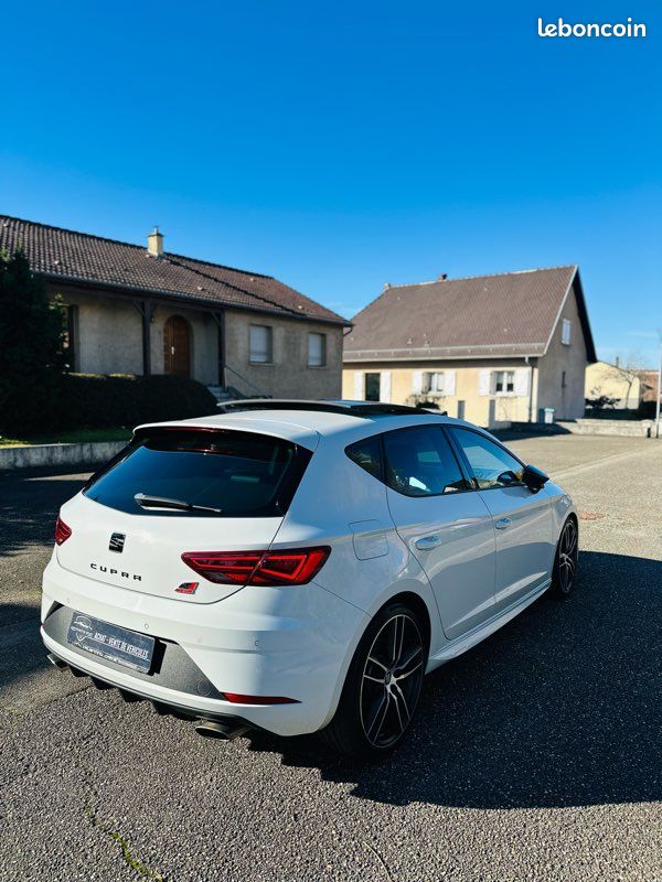 SEAT LEON  CUPRA 300CV - Miniature 3