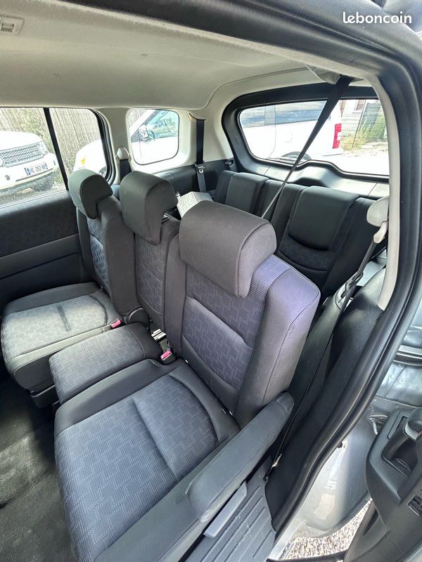 MAZDA 5 / 2.0 / 7 places / 7 cv / PRO (image 5)
