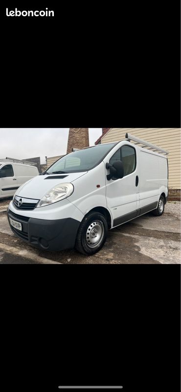 OPEL VIVARO 2l CDTI 90 CV L1 H1 GALLERIE / ATTELAGE / RÉVISE / GARANTIE ...