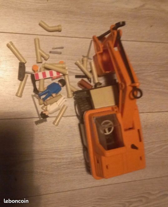 Pelleteuse orange playmobil de 1979 (image 1)
