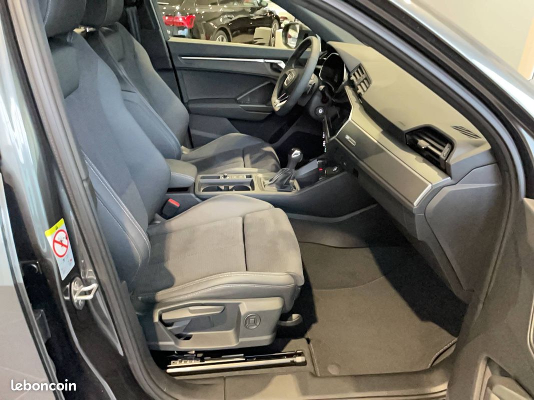 AUDI Q3 Sportback 45 TFSIe 245 ch S tronic 6 S line (image 12)
