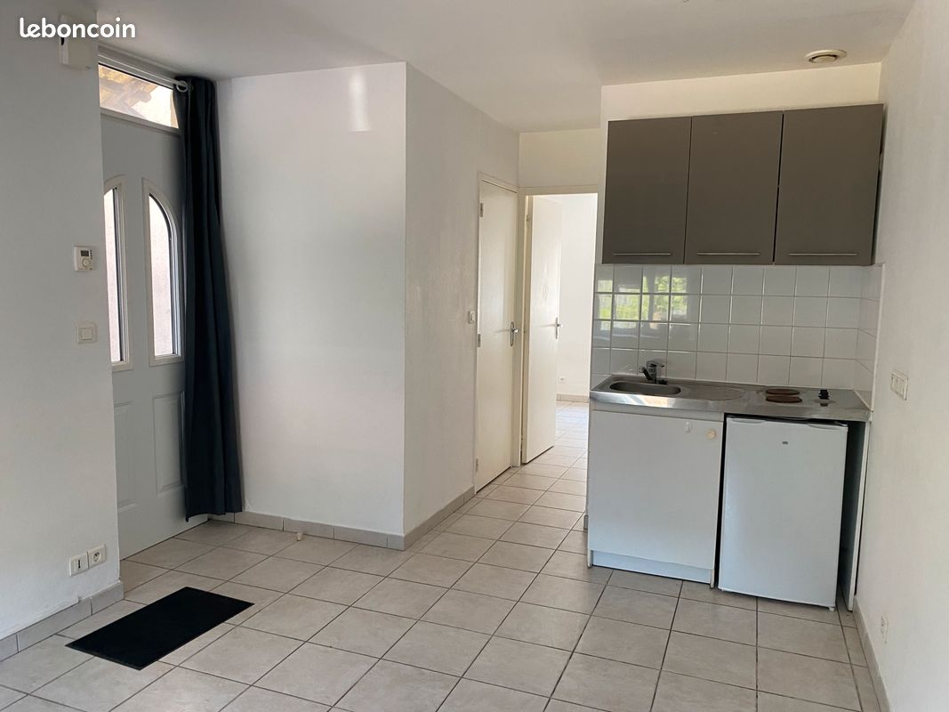 Appartement 2 pièces 27 m² · à Limoges · 27 m² · 360 €