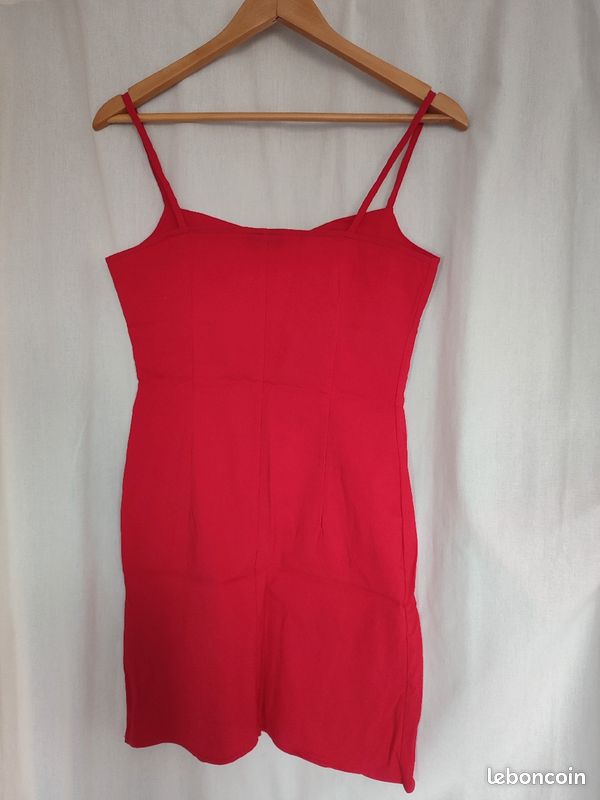 Robe courte rouge (image 3)