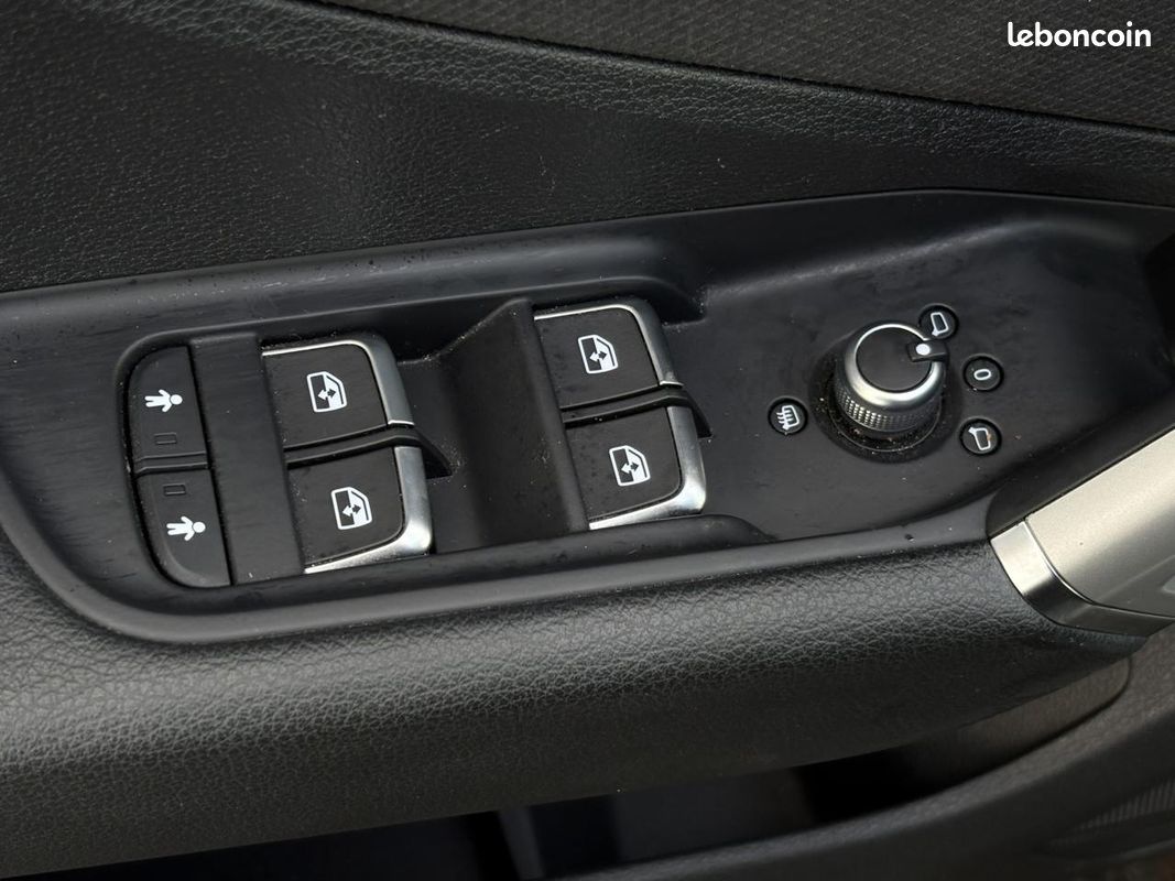 AUDI Q2 30 TDI 116 S Line (image 24)