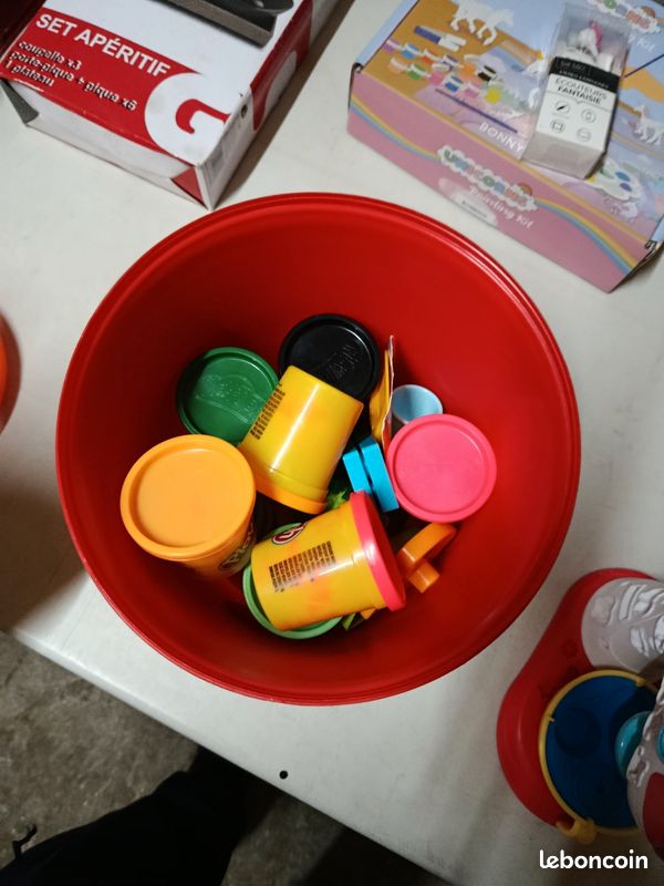 Lot pâte à modeler (image 2)