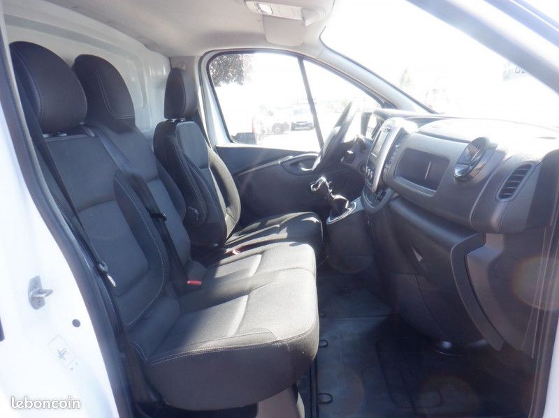 Renault TRAFIC III FG L1H1 1000 2.0 DCI 120CH GRAND CONFORT E6 (image 8)