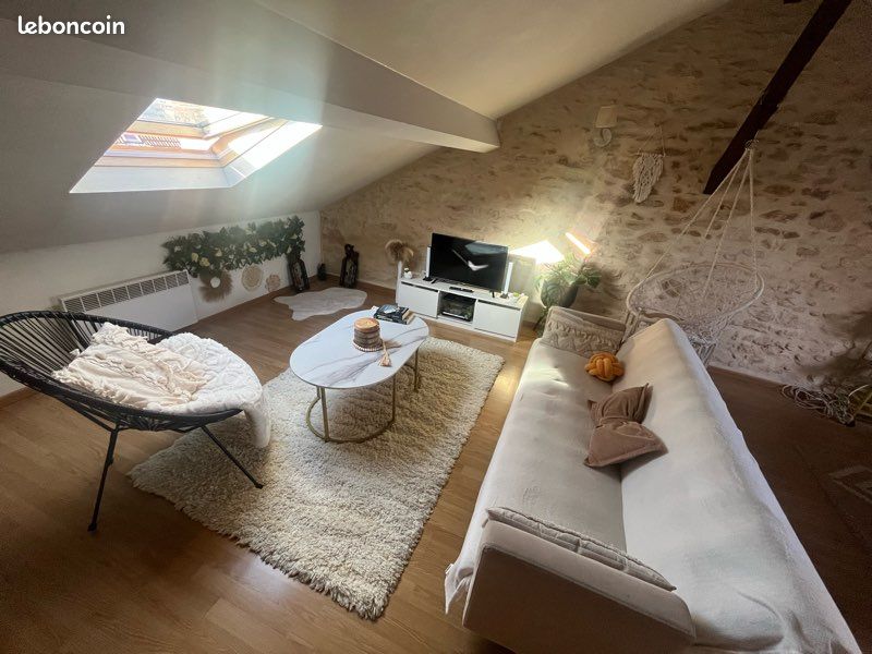 Appartement 1 pièce 32 m² · à Corbeil-Essonnes · 32 m² · 860 €/mois