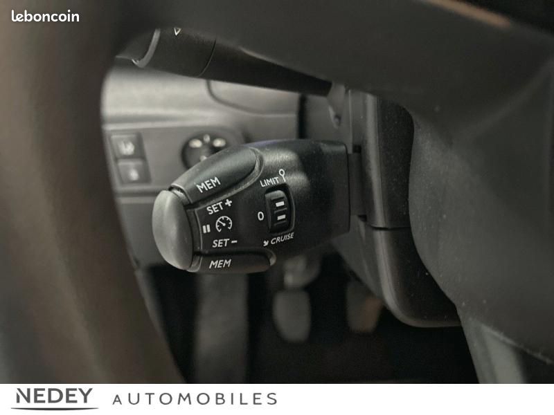 Citroen C3 PureTech 110ch Feel S&S E6.d (image 21)