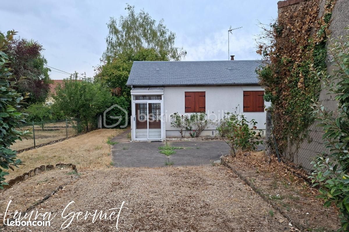Maison 4 pièces 70 m² · à Foëcy · 70 m² · 55 000 €
