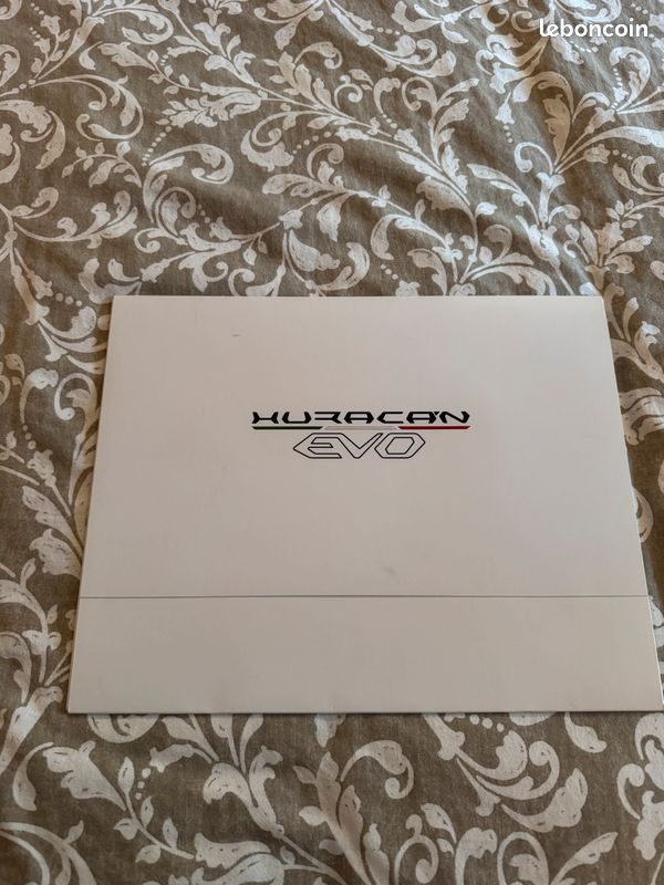 Lithographie signée LAMBORGHINI Huracan Evo (image 3)