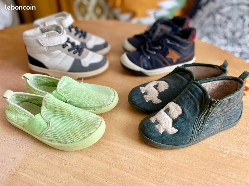 Chaussures enfants lot de 4 paires taille 27 (image 1)
