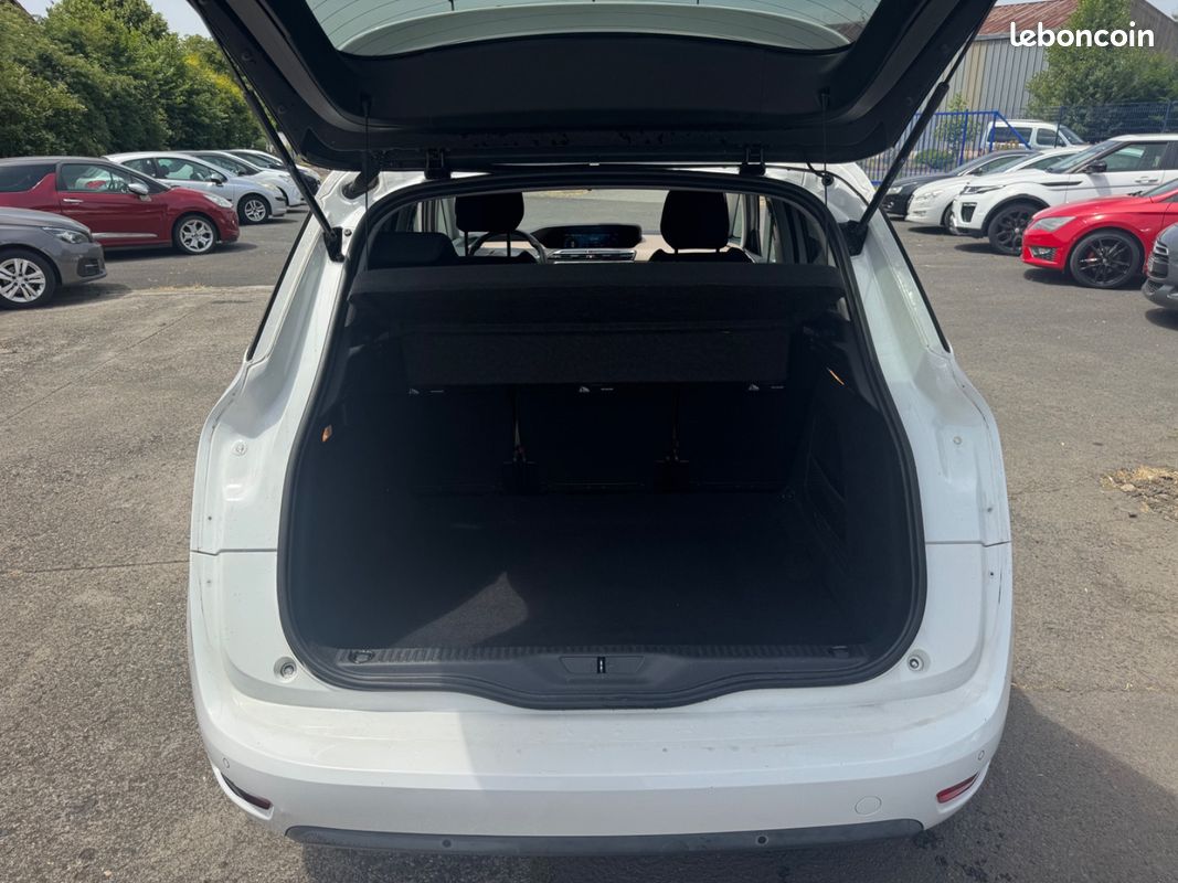 Citroën C4 Picasso 1.6 BlueHDi 115CH Exclusive S&S (image 7)